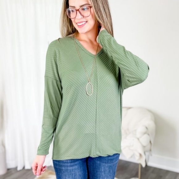 white birch Tops - Nwot White Birch long sleeve